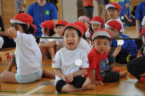29.9運動会③スイカ割　どっちが勝った？