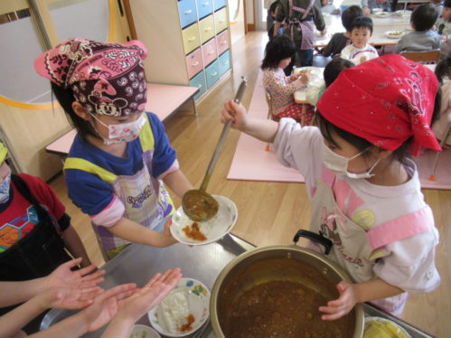 30.3おわカレー④配膳